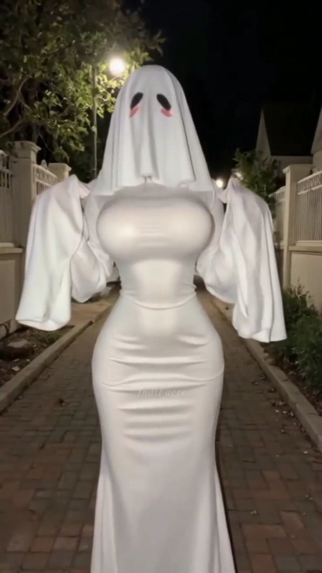 The Adult World of Big Girls