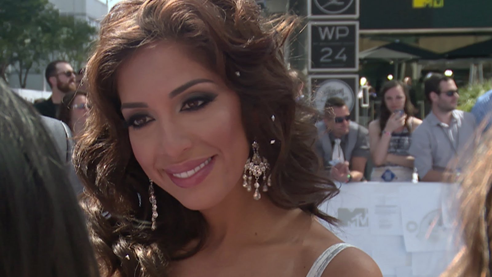 Celebrities' Intimate Secrets: Leaked and Exposed.