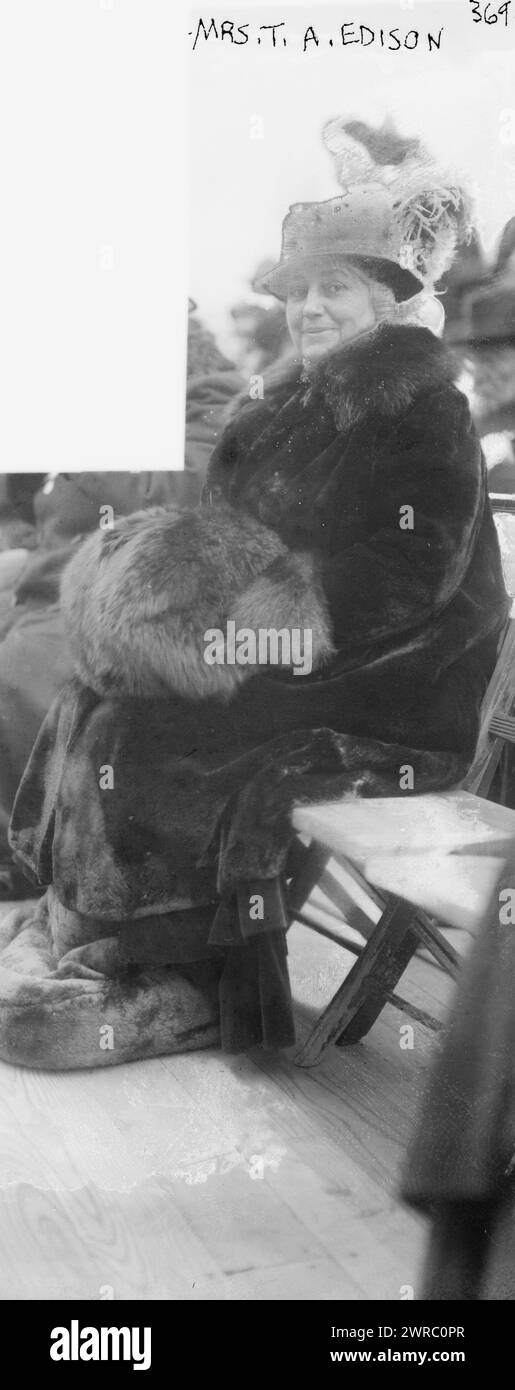 Mrs T A Edison Photograph Shows Mrs Thomas Alva Edison At The