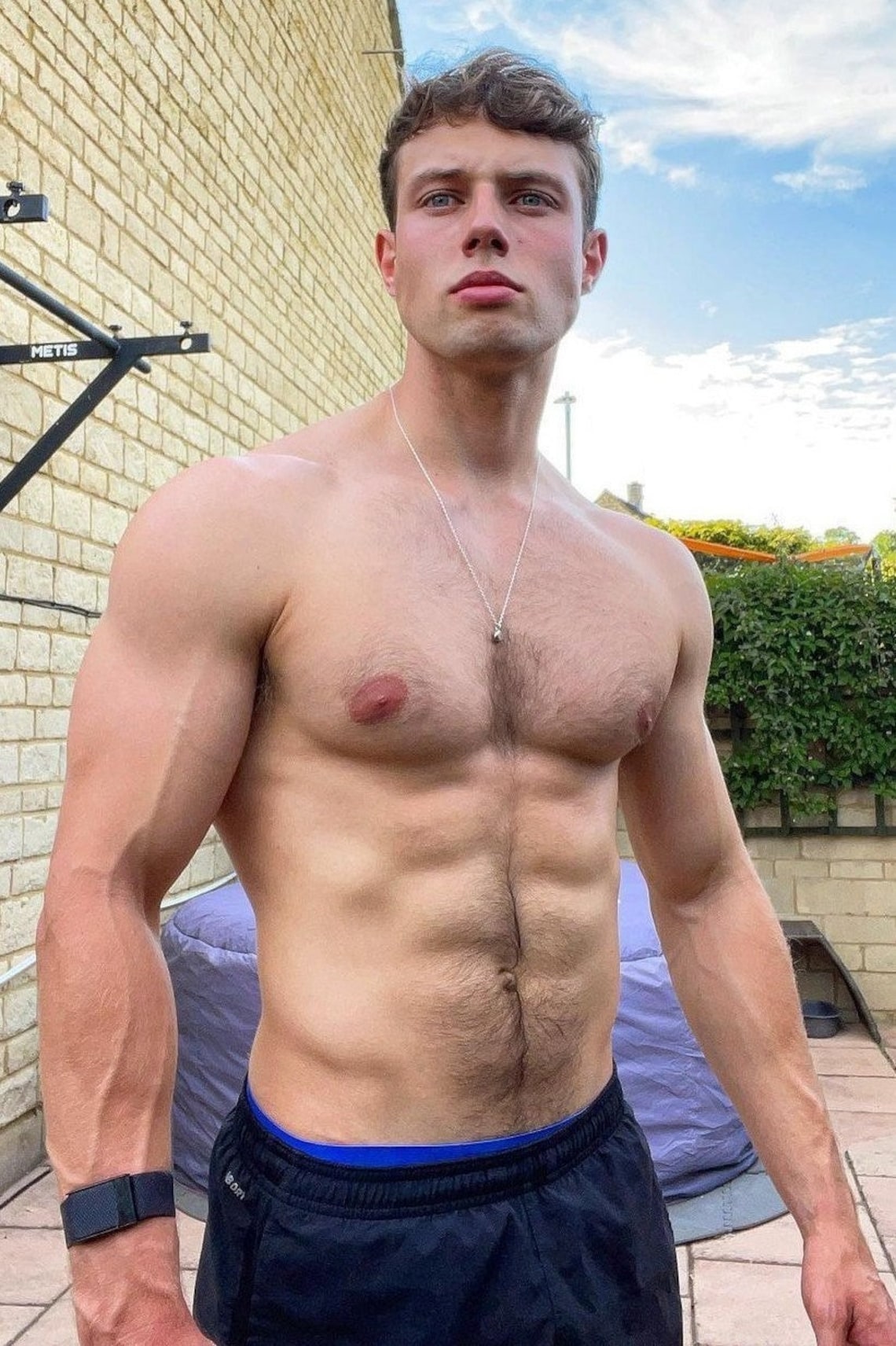 Young Asian Twink Tops His Muscle Jock Roommate S Big Ass In The Shower